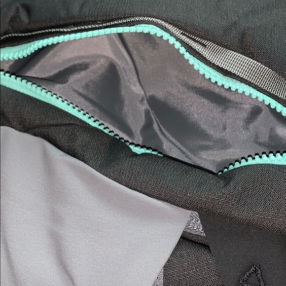 The North Face Womens Surge Backpack Grey - Picture 6 of 10